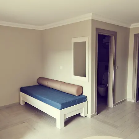 Hotel Two Seas 2*