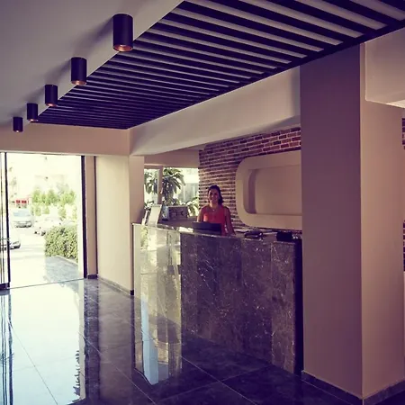 Two Seas Мармарис